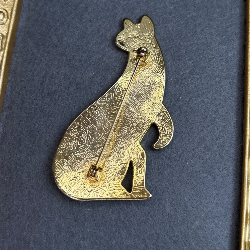Gold and Silver Cat Brooch - Picture 3 of 4